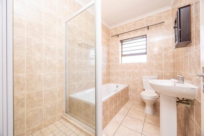 3 Bedroom Property for Sale in Langeberg Western Cape
